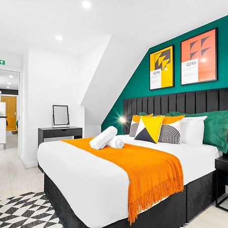 Luxury 3 Bedroom Apartment - Terrace - Near City Centre - Wifi - Smart Tv 1Mr Birmingham Exteriér fotografie