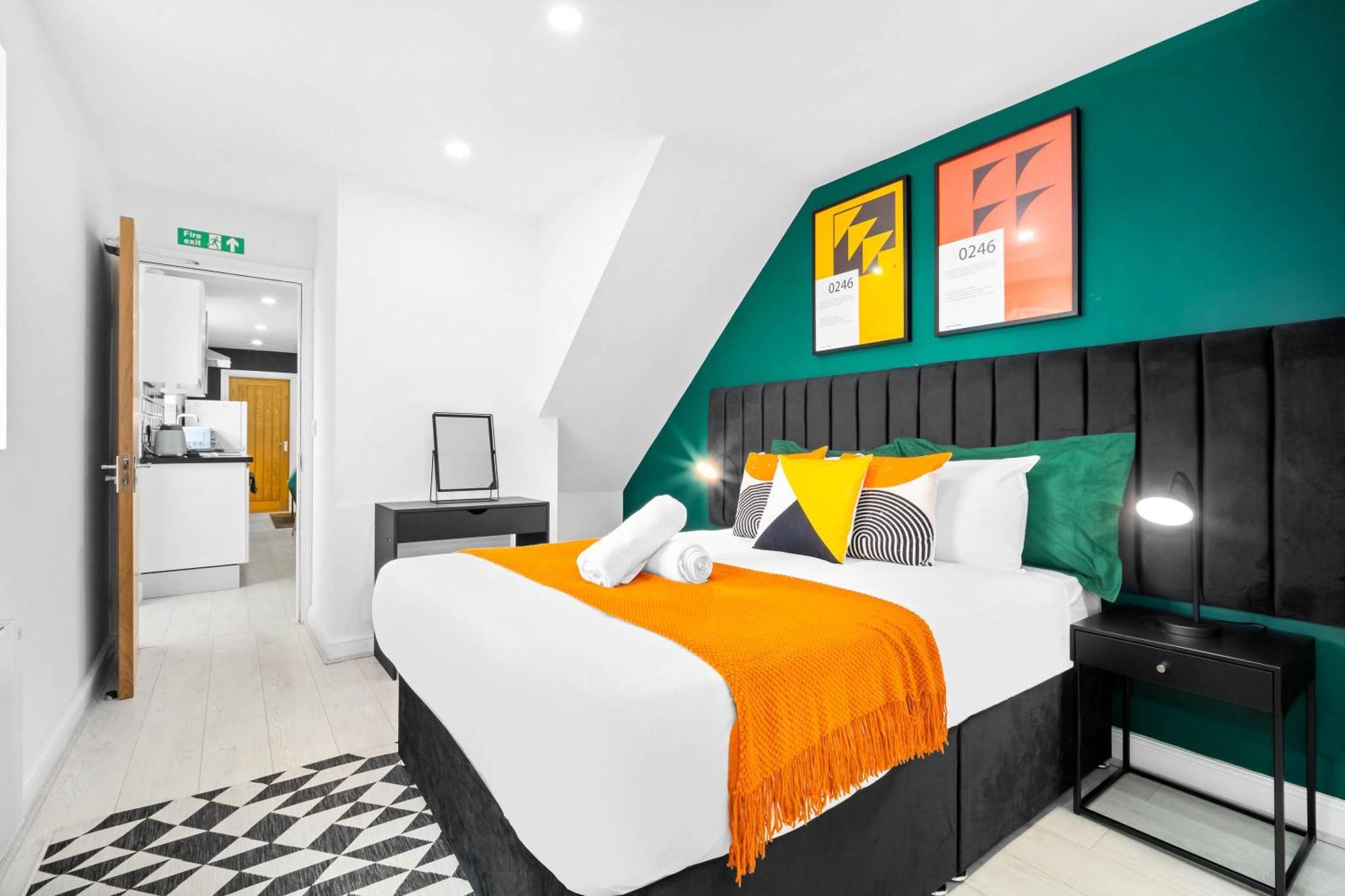 Luxury 3 Bedroom Apartment - Terrace - Near City Centre - Wifi - Smart Tv 1Mr Birmingham Exteriér fotografie