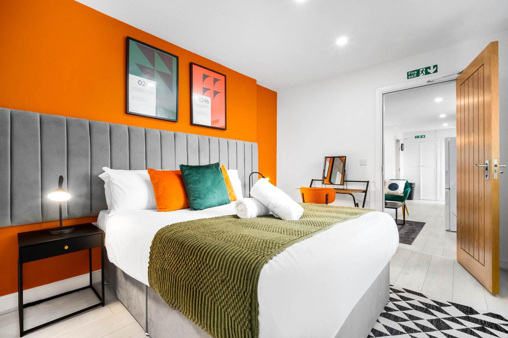 Luxury 3 Bedroom Apartment - Terrace - Near City Centre - Wifi - Smart Tv 1Mr Birmingham Exteriér fotografie