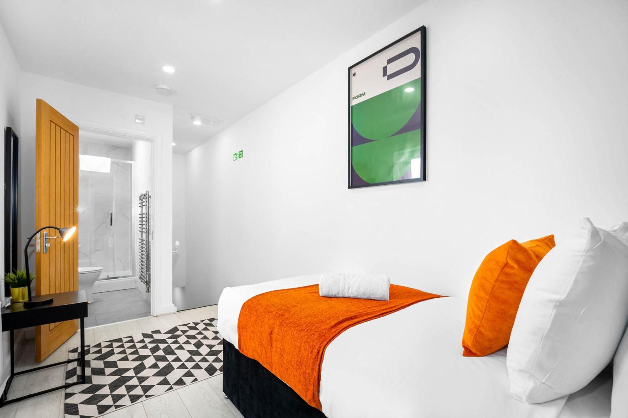Luxury 3 Bedroom Apartment - Terrace - Near City Centre - Wifi - Smart Tv 1Mr Birmingham Exteriér fotografie